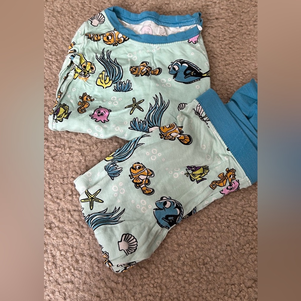 Gently Worn- Little Sleepies Finding Nemo 2 Piece Set. Size 18-24 Months.